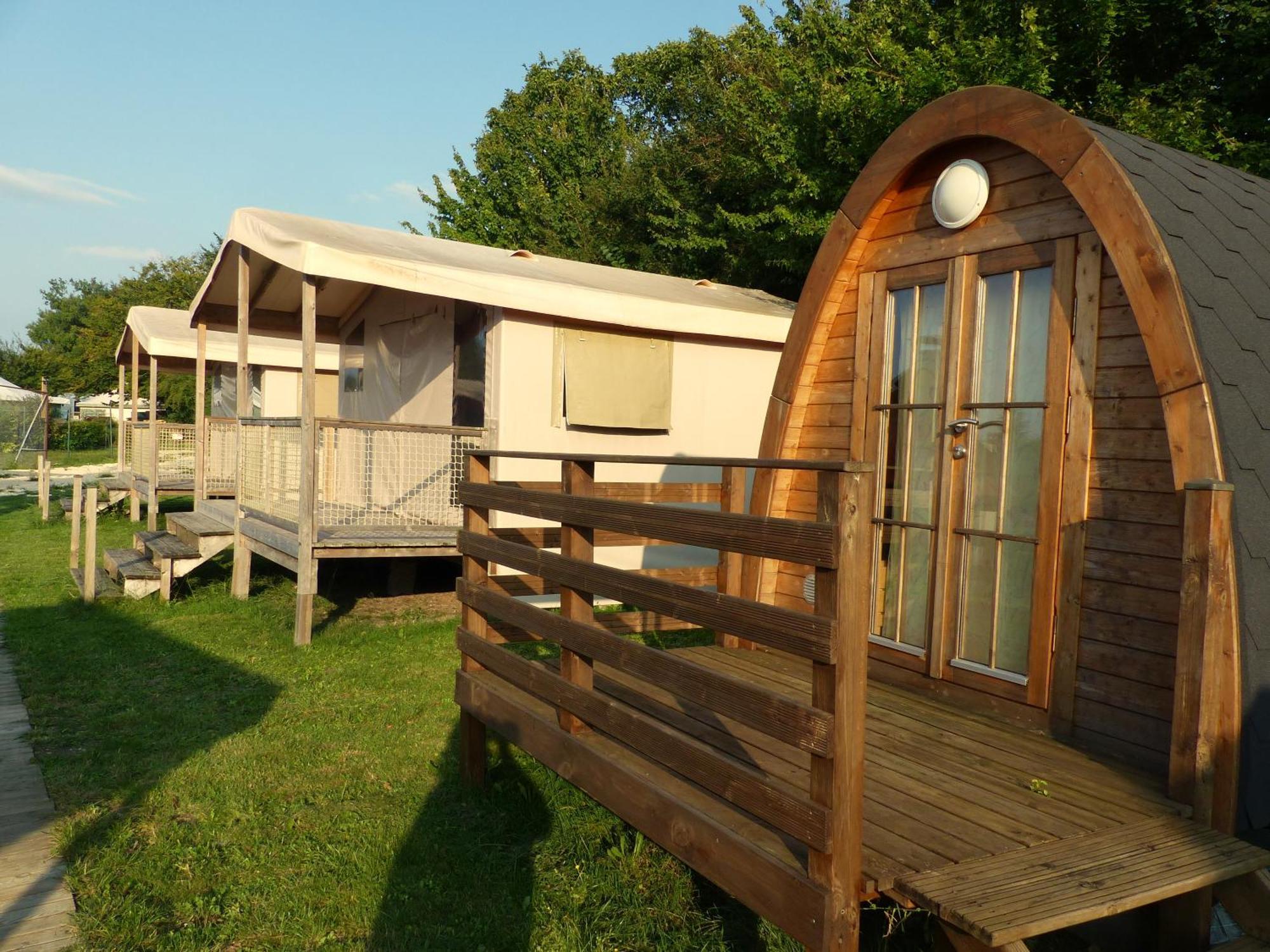 Camping Du Pontis Verteillac Экстерьер фото