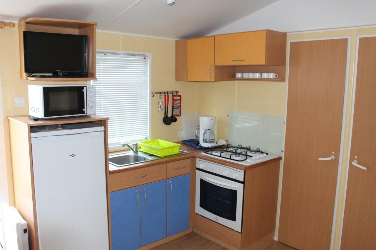 Camping Du Pontis Verteillac Экстерьер фото